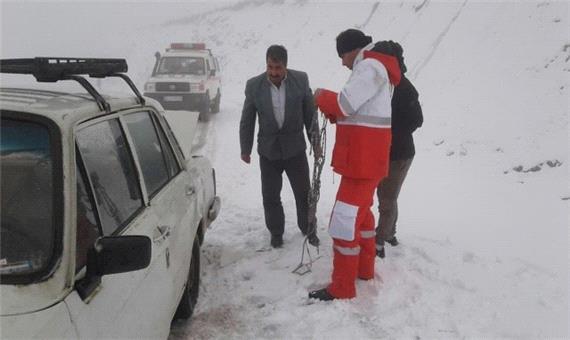 هلال احمر قزوین به 45 نفر گرفتار در برف وکولاک امدادرسانی کرد