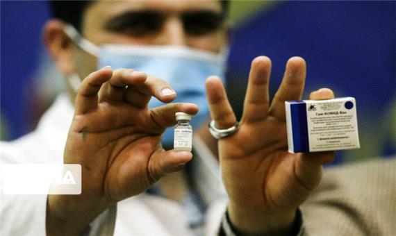 دیدگاه‌های نخستین پزشک که در واکسیناسیون ضد کرونا در شیراز مشارکت کرد