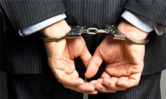 یک مدیر دولتی در گراش فارس بازداشت شد