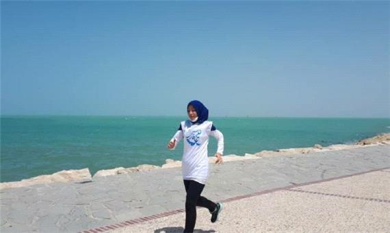 بانوی دونده بوشهری مسافت 10 کیلومتری ساحل خلیج فارس را دوید