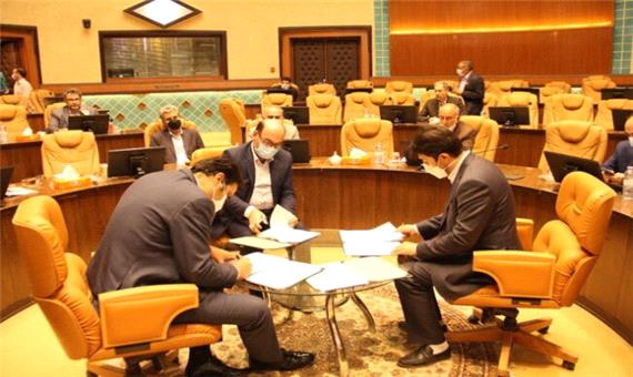 تفاهم نامه سه جانبه توسعه همکاری‌های علمی و فناوری در شیراز امضا شد