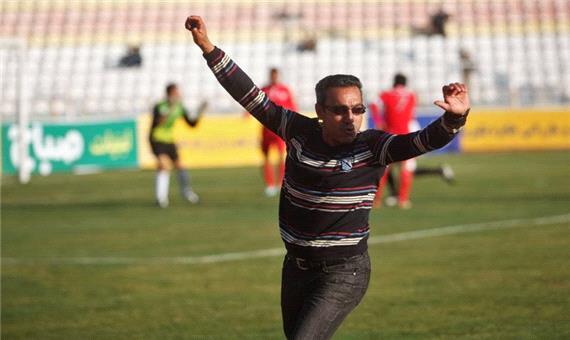 سرمربی تیم فوتبال فجر: با قدرت در لیگ برتر شرکت خواهیم کرد