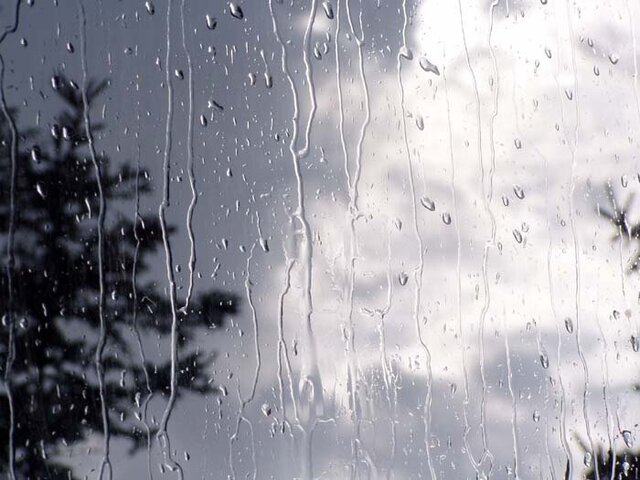 رگبار پراکنده باران در استان فارس