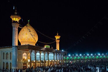 شاهچراغ در سوگ شهادت امام حسن عسکری (ع)