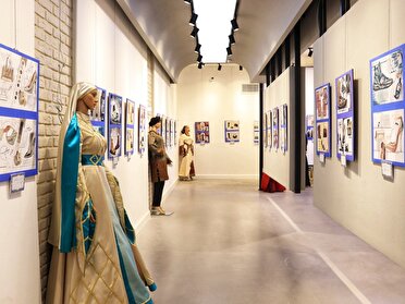 برپایی نمایشگاه مد و لباس در نگارخانه سرو شیراز