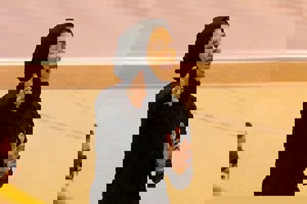 صعود تیم فوتبال بانوان فولاد به پلی آف نزدیک است