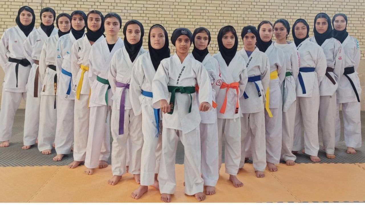 درخشش دختران کاراته‌کا‌های ایزدخواستی در فارس