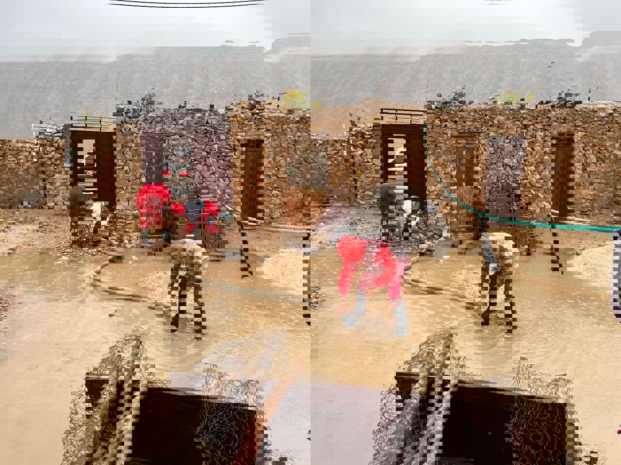 هلال‌احمر فارس به ۱۴۵۰ نفر در بارش‌های اخیر امدادرسانی کرد