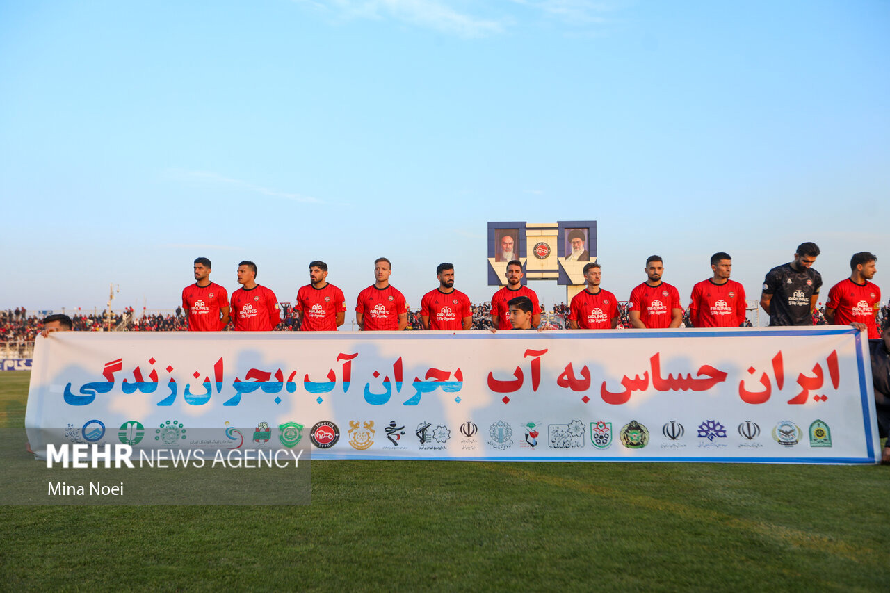 اعلام ترکیب پرسپولیس و تراکتور در بازی حساس تبریز