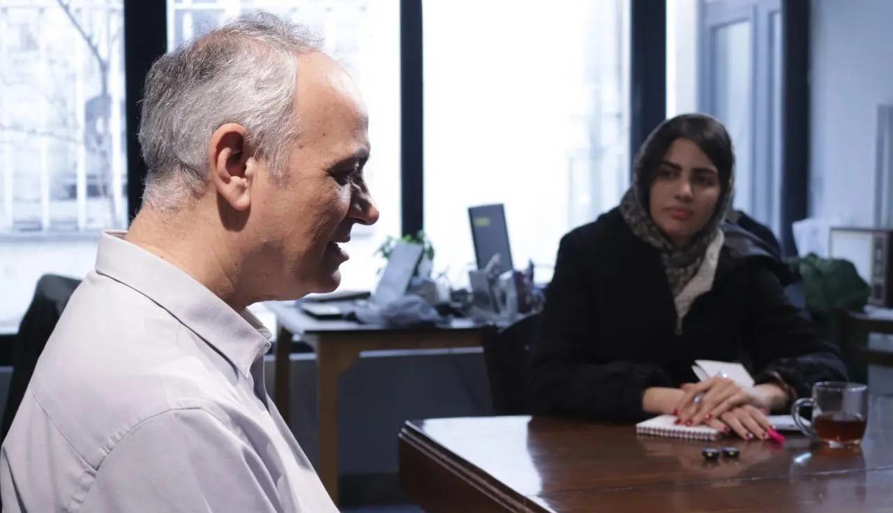 زیدآبادی: اورانیوم مدفون‌شده چه فایده‌ای دارد؟ باید از دایره تخاصم با آمریکا خارج شد