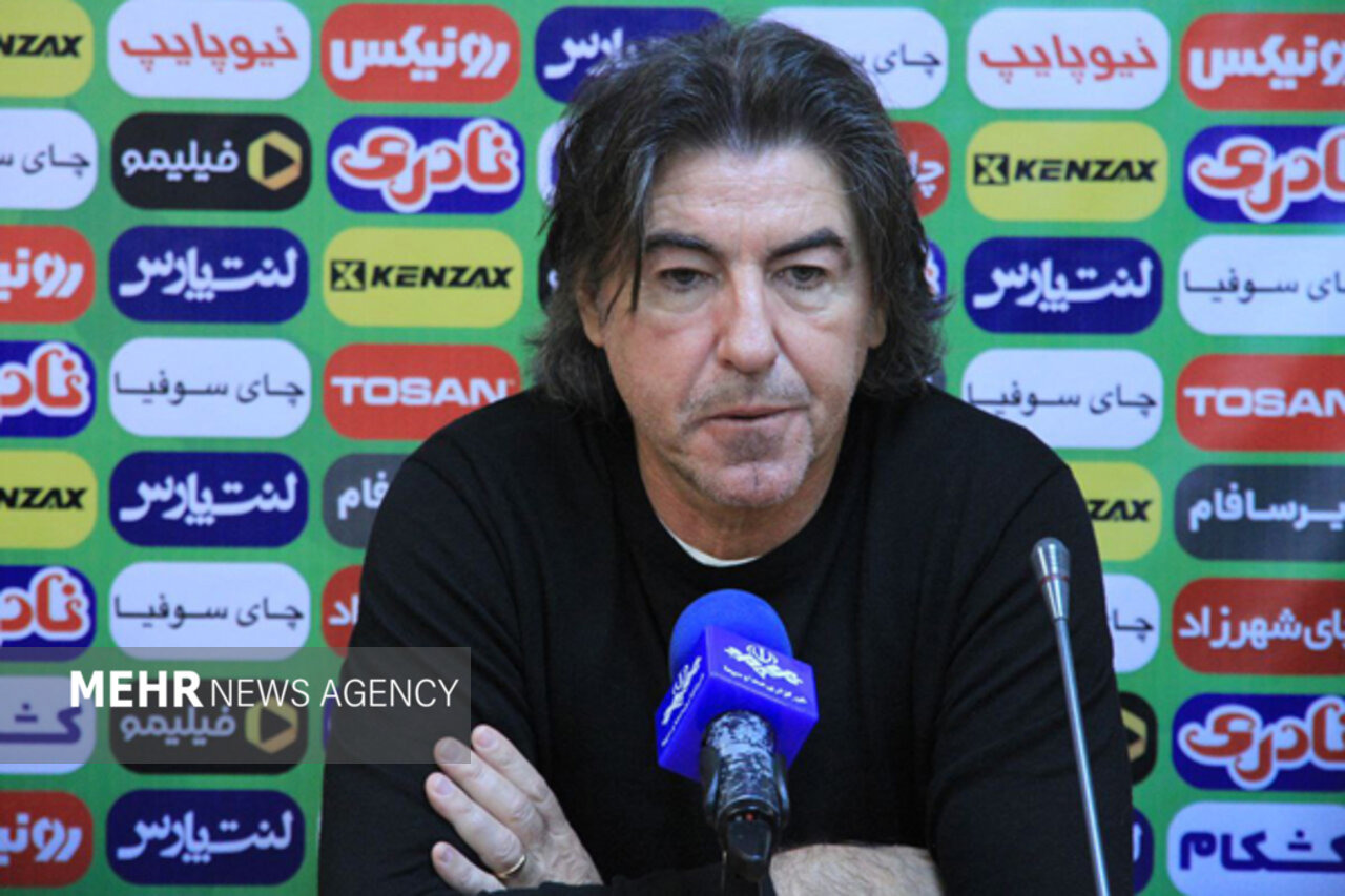 مدیریت باید در مورد اندونگ پاسخ دهد/ دوست دارم در استقلال بمانم