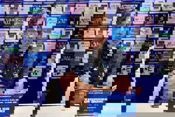 شمسایی: ما ایرانیم و باید از اعتبار فوتسال‌مان دفاع کنیم