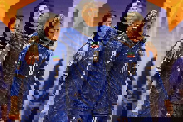 نبرد استقلال برای تثبیت صدر و تلاش تیم‌ها برای فرار از بحران