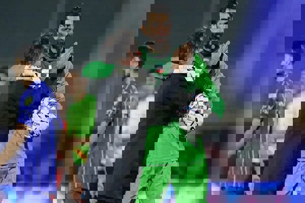 رد شکایت باشگاه سپاهان از داور بازی با تراکتور/بیرانوند تبرئه شد