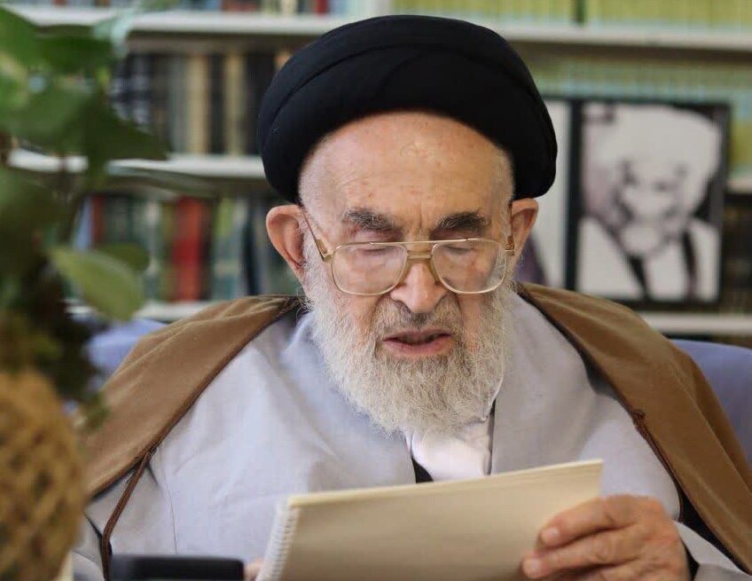 دعوت آیت‌الله‌العظمی سیدعلی محمد دستغیب از مردم برای حضور در راهپیمایی ۲۲ بهمن