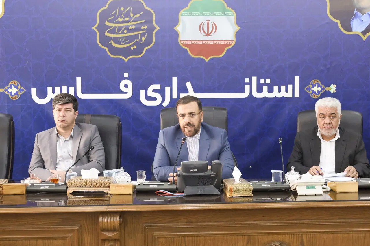 دستورهای صریح استاندار فارس برای مبارزه با قاچاق سوخت و دام