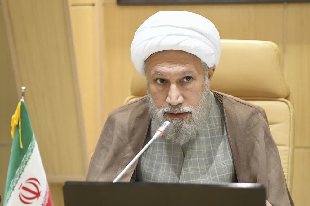 امام جمعه شیراز: مدیریت اغتشاشات قابل تقدیر بود