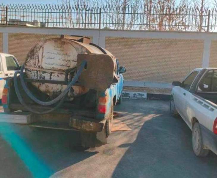 توقیف نیسان حامل سوخت فاقد مجوز در مرودشت