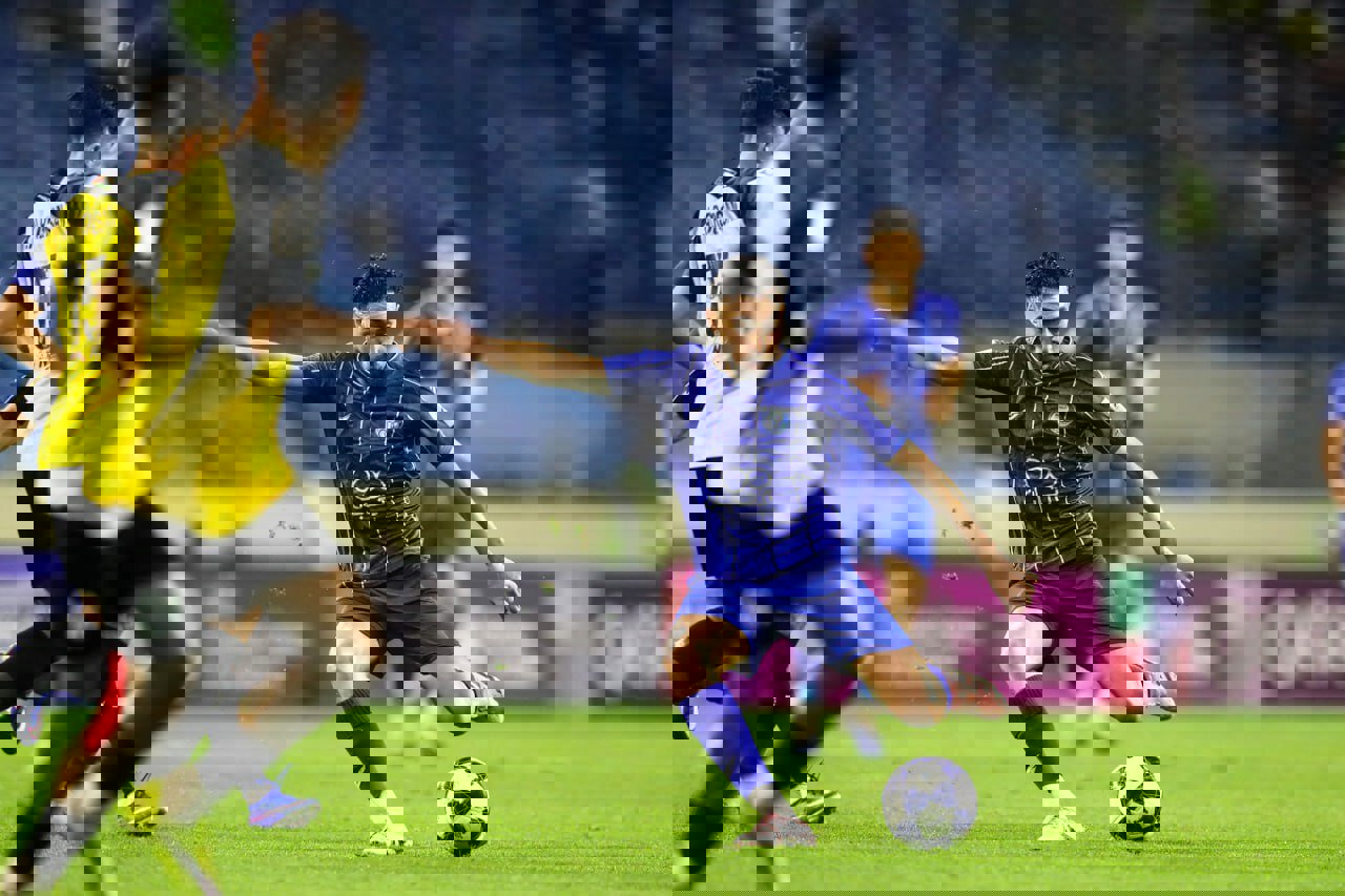 استقلال در آزمون سخت امان؛ مأموریت دشوار ساپینتو برای بازگشت آسیایی