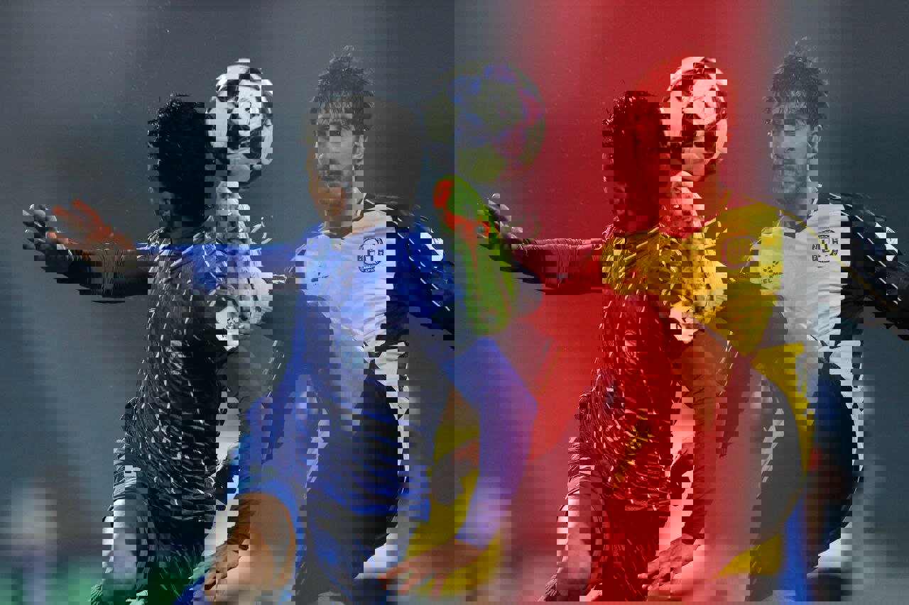 استقلال با ساپینتو به بن بست رسیده است/ او بلای جان آبی‌پوشان است