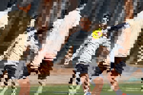 امید اوسمار به یک بازیکن برای فرار از بحران