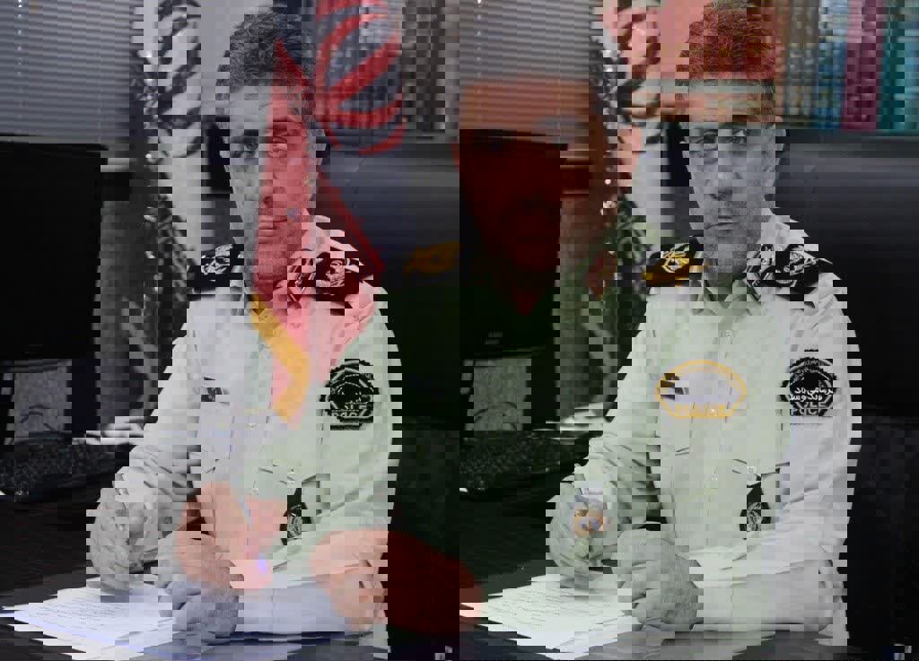 کشف بیش از ۱۱۰۰ کیلوگرم موادمخدر شیشه در نی‌ریز فارس