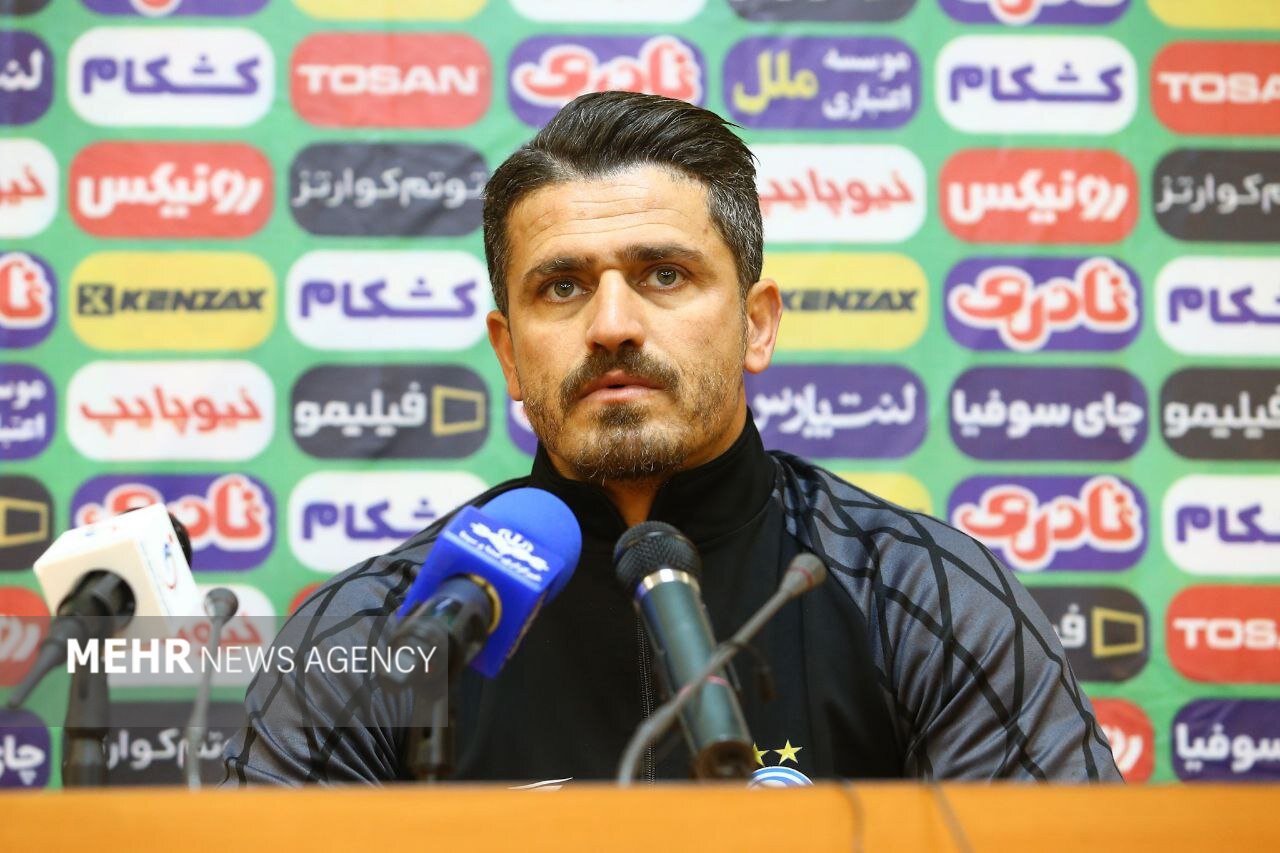 غفوری: شایسته پیروزی بودیم/ ساپینتو دستیار تو سری خور می‌خواست