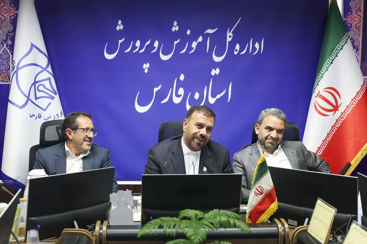 تکریم و حل مسائل فرهنگیان، یک تکلیف انسانی و فراتر از رویکردهای اداری است
