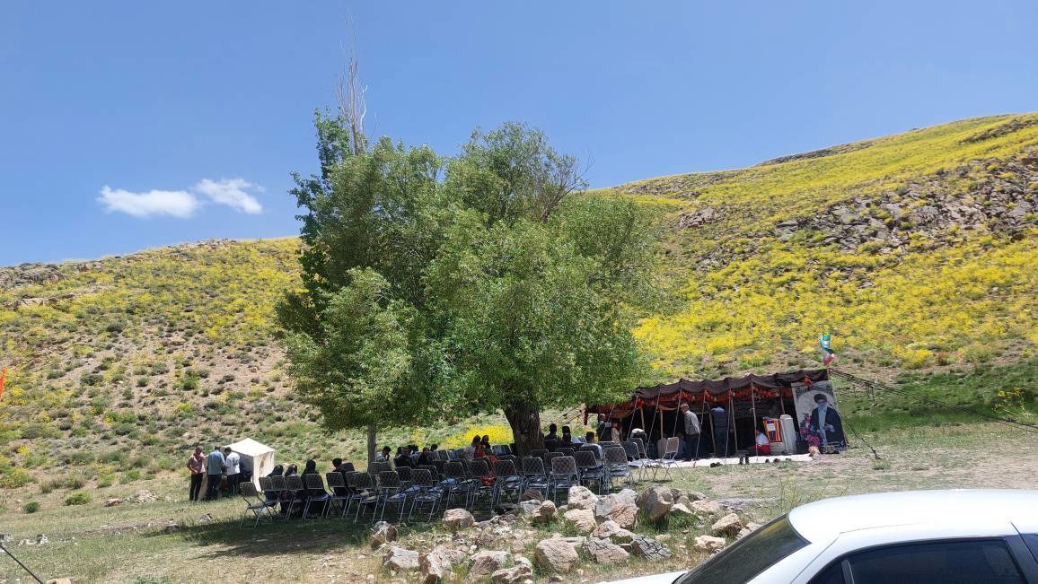 بررسی مشکلات عشایر آباده با حضور مسئولان