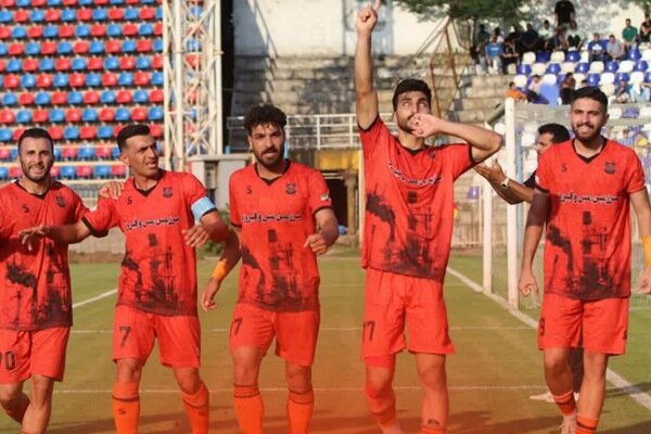 مس شهربابک با ۷ گل برای صدر جدول خط و نشان کشید/ برد خفیف پالایش نفت