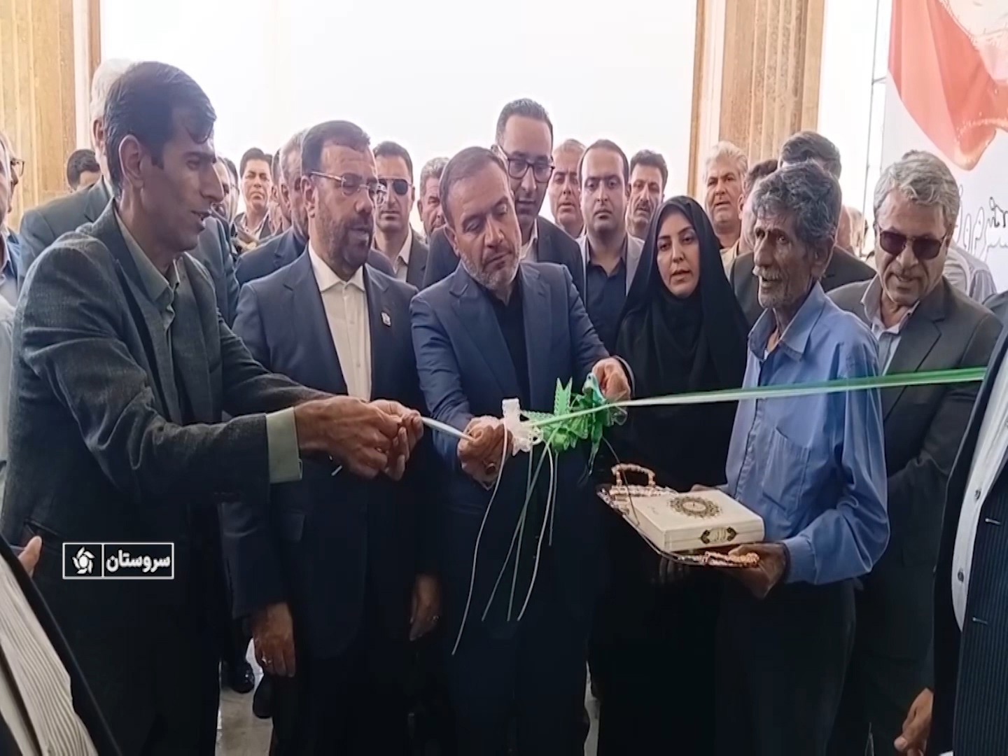 بهره برداری و آغاز ساخت چند طرح عمرانی- زیربنایی در سروستان
