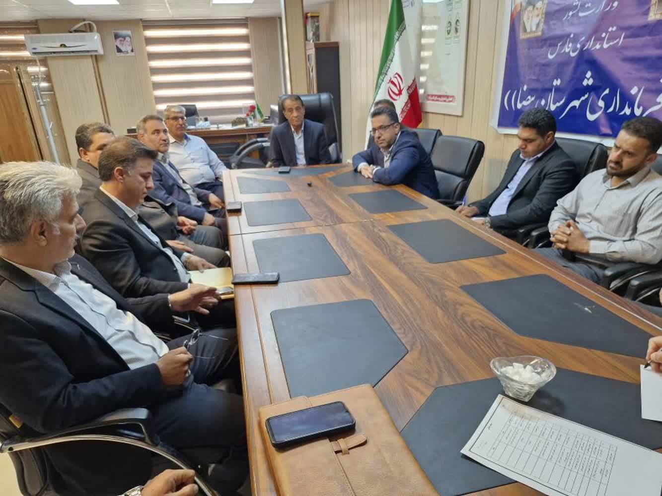 ایمن سازی جاده و تسریع در روند طرح ملی مسکن در بیضا