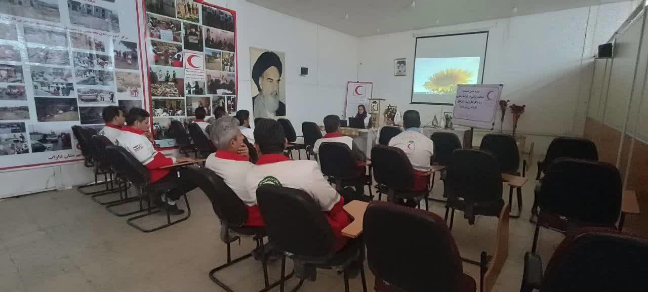 برگزاری دوره حمایت‌های روانی در شرایط بحران در شرق فارس
