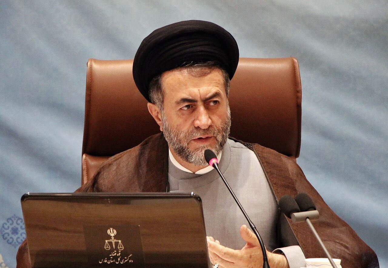 تعیین تکلیف رفع تصرف ۷۱۷ هکتار از اراضی کوه‌های سعدی در شیراز
