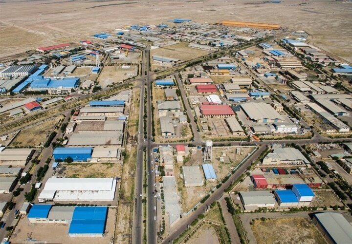 ۶۵ شهرک و ناحیه صنعتی فارس آماده واگذاری زمین به سرمایه‌گذاران