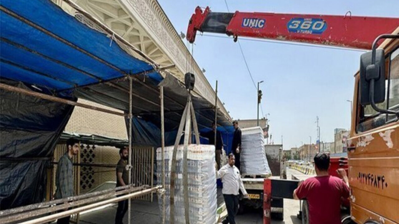 برپایی موکب اصناف شیراز در قم برای خدمت به زائران امام شهید انقلاب