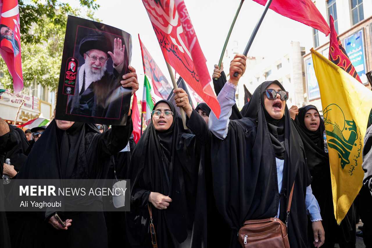 بانوان؛ پیشگامان جهاد تبیین و استمرار فرهنگ مقاومت