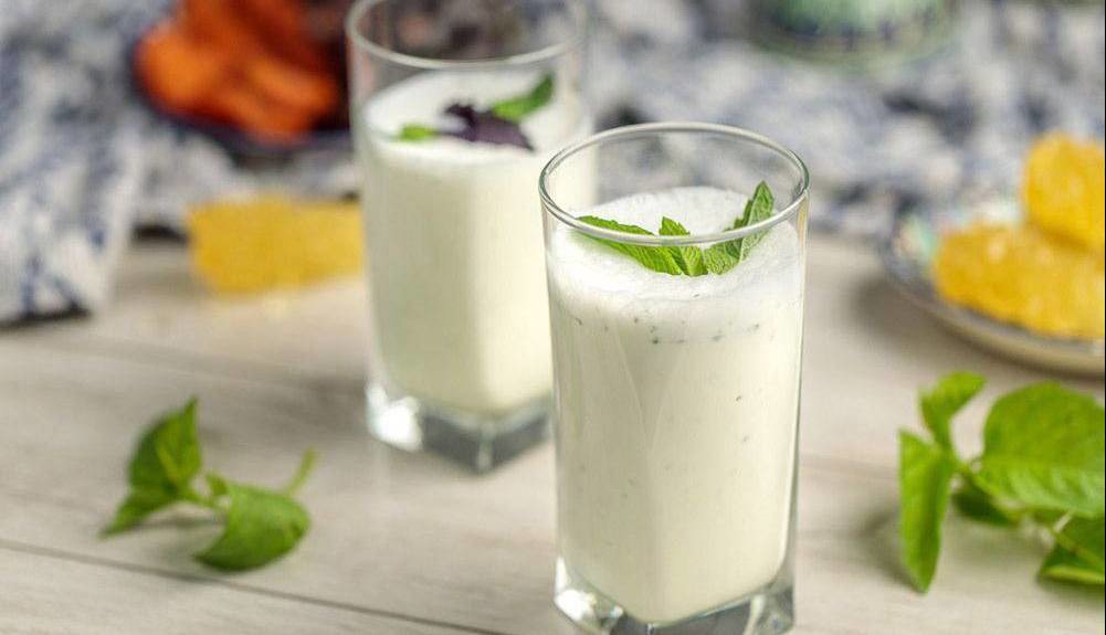 دوغ کم نمک بدون گاز، بهترین جایگزین برای نوشابه
