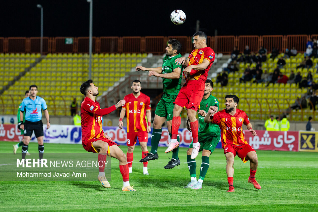 باشگاه شمس آذر: با بازیکنان و کادر فنی ما مذاکره نکنید!