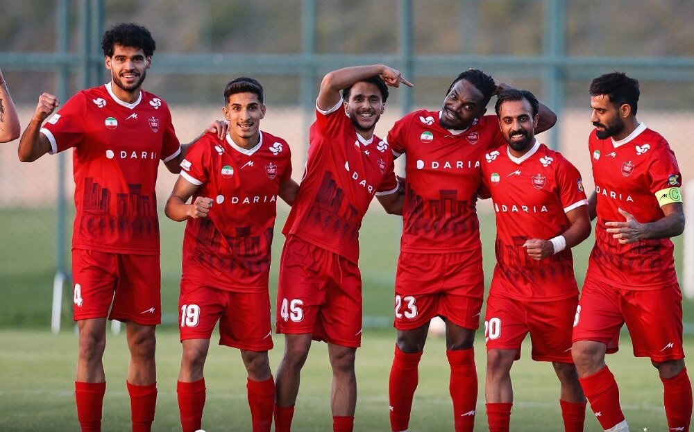 قدم زدن پرسپولیس روی شمشیر دو لبه/ چهره جوان سرخپوشان خندان می‌شود؟