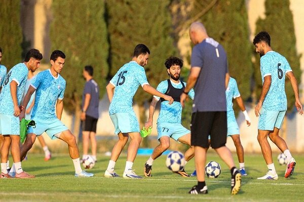 استقلال با ۱+۱ غایب مقابل مس شهربابک قرار می‌گیرد