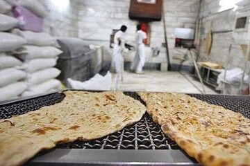 قطع سهمیه آرد و تعطیلی نانوایی؛ مجازات متخلفان