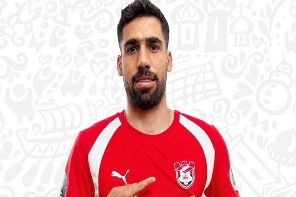 لژیونر ایرانی تیتر رسانه «سان» انگلیس شد
