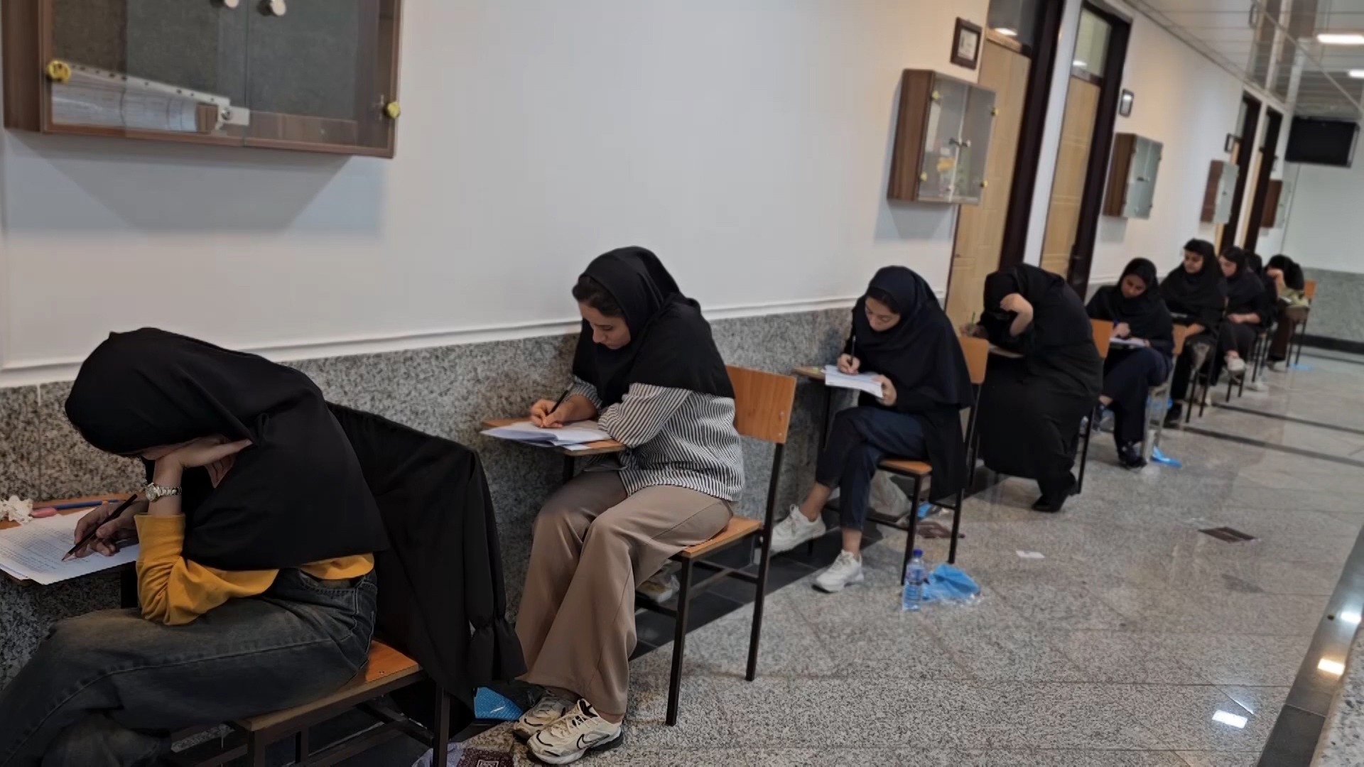 آغاز رقابت داوطلبان کنکور سراسری ۱۴۰۵ در فسا