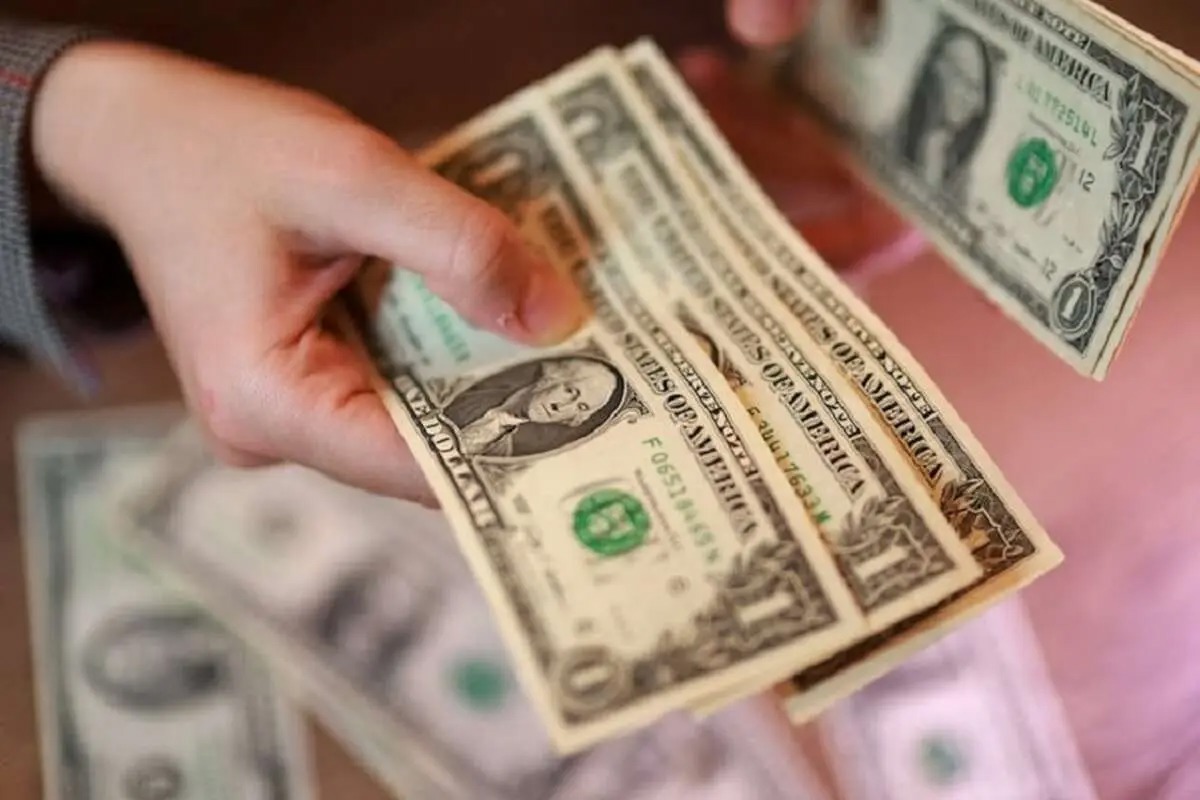 پشت پرده جهش تاریخی قیمت دلار؛ پنج عاملی که بازار را تکان دادند | آخرین خبر