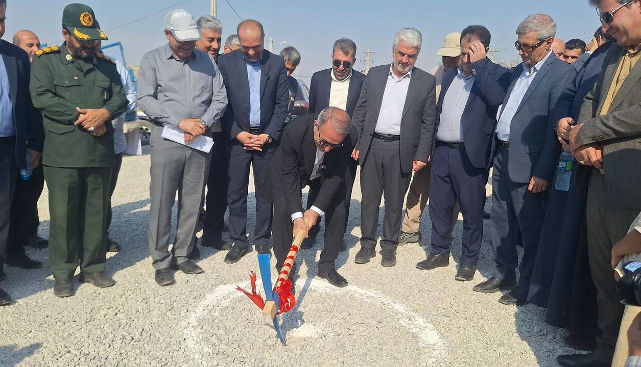 افتتاح و کلنگ زنی ۶۱ طرح عمرانی و زیرساختی گچساران