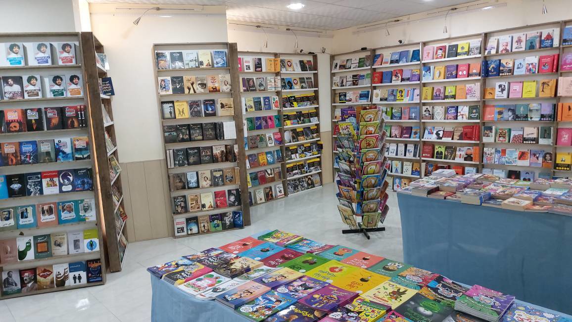 کتابستون ؛ میزبان اهالی فرهنگ در آباده فارس