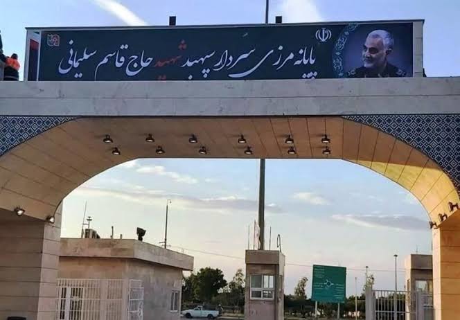 مرز مهران باز است؛ هیچ مشکلی در بحث صادرات و تردد وجود ندارد