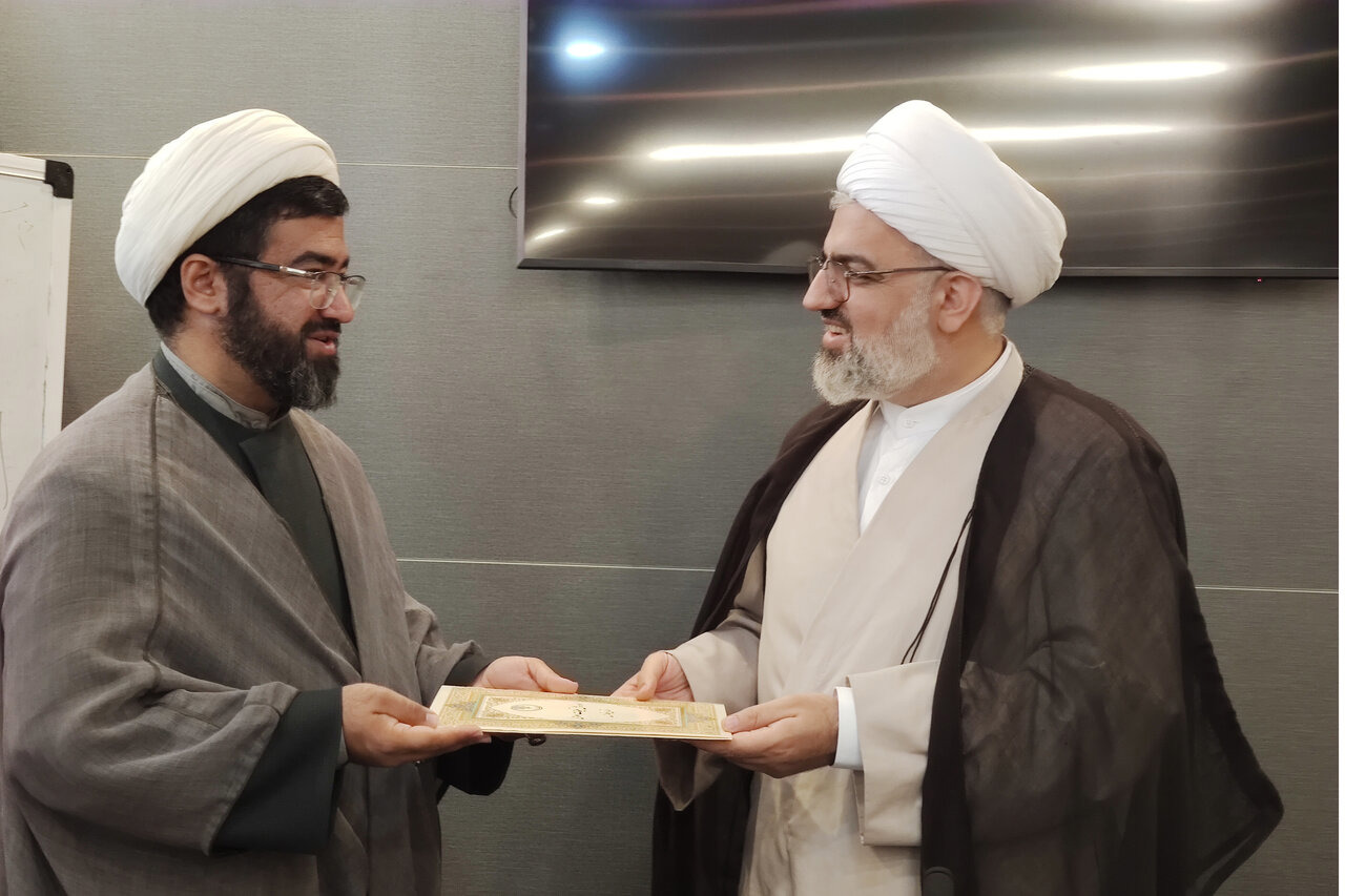 دبیر مجمع رؤسای کارگروه‌های تخصصی قرآنی فارس منصوب شد