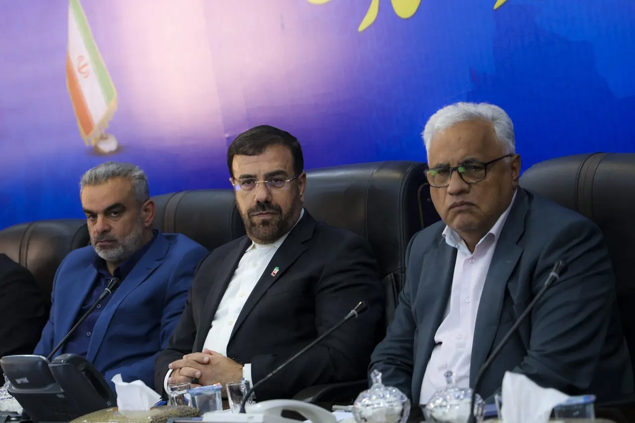 همکاری در طرح توسعه عدالت آموزشی معیاری برای ارزیابی عملکرد فرمانداران است